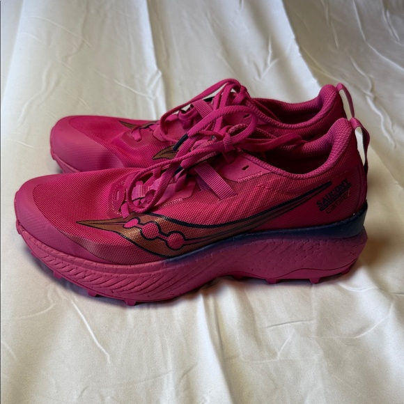 Saucony Endorphin Edge 'Prospect Quartz' trail running shoe Size 8 Like New - Picture 1 of 8